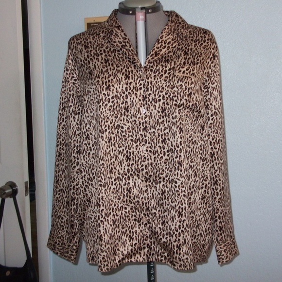 Apt. 9 Other - ♥️Apt 9♥ Plus Size XXL Animal Print Cheetah Blouse